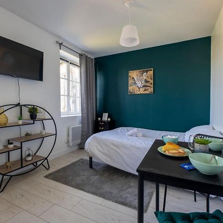 Le Bistrot 8 Cosy Et Chaleureux Gare D'Ambroise Appartement Nazelles-Negron Buitenkant foto